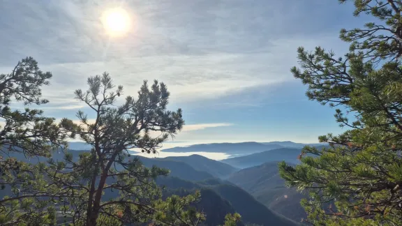 Tura din Munții Cozia: traseu la cabana și Vf Cozia