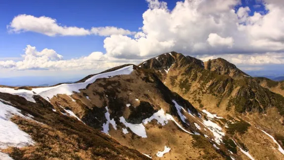 Tura pe munti din zona de granita