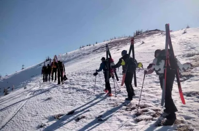 Ski între anotimpuri în Ciucaș