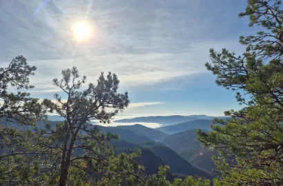 Tura din Munții Cozia: traseu la cabana și Vf Cozia