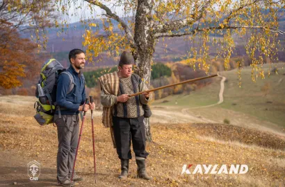 Pe urmele dacilor II, KAYLAND