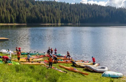 Acțiune de igienizare a Lacului Beliș