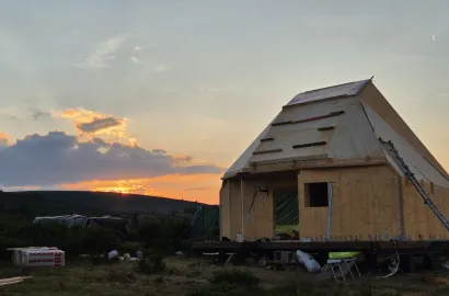 Refugiul CAR de la Piatra Tâlharului prinde contur!