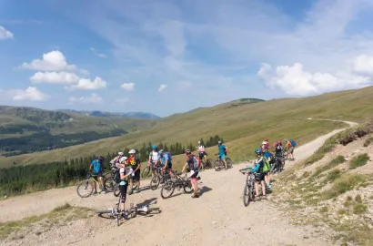 Cu bicicleta în golul alpin al munților Latoriței și Cindrel (8-9 august 2020)