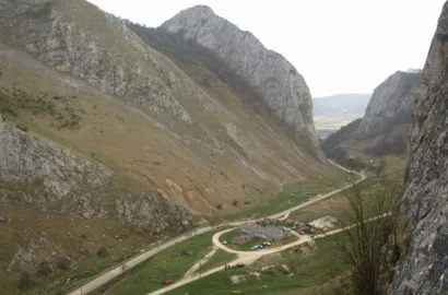 Tabara de Escalada si Alpinism: Cheile Valisoarei 11-12 Aprilie