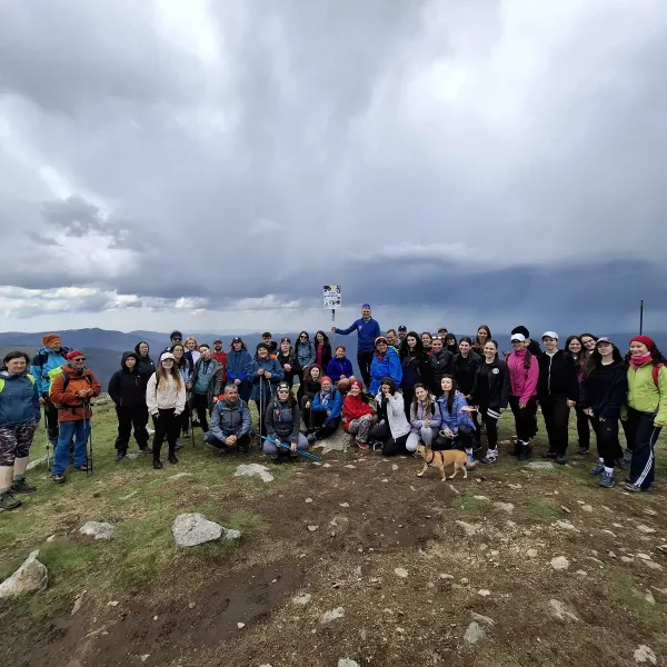 Poza de grup de pe varf