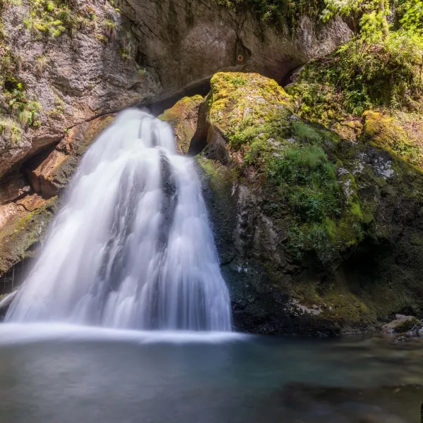 @Christine Banciu cascada Evantai